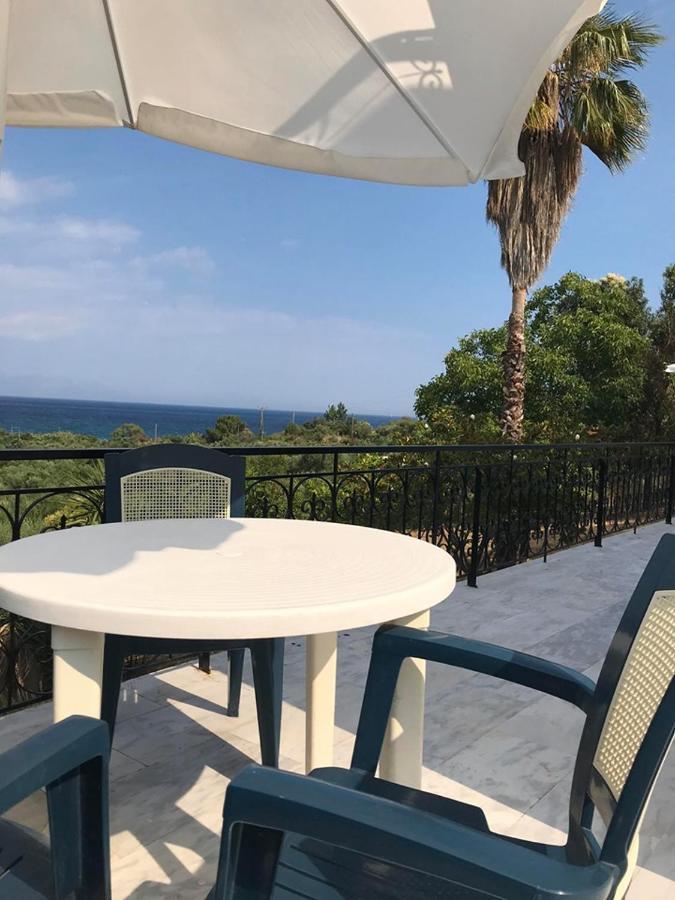 كراني Kessaris Apartments المظهر الخارجي الصورة